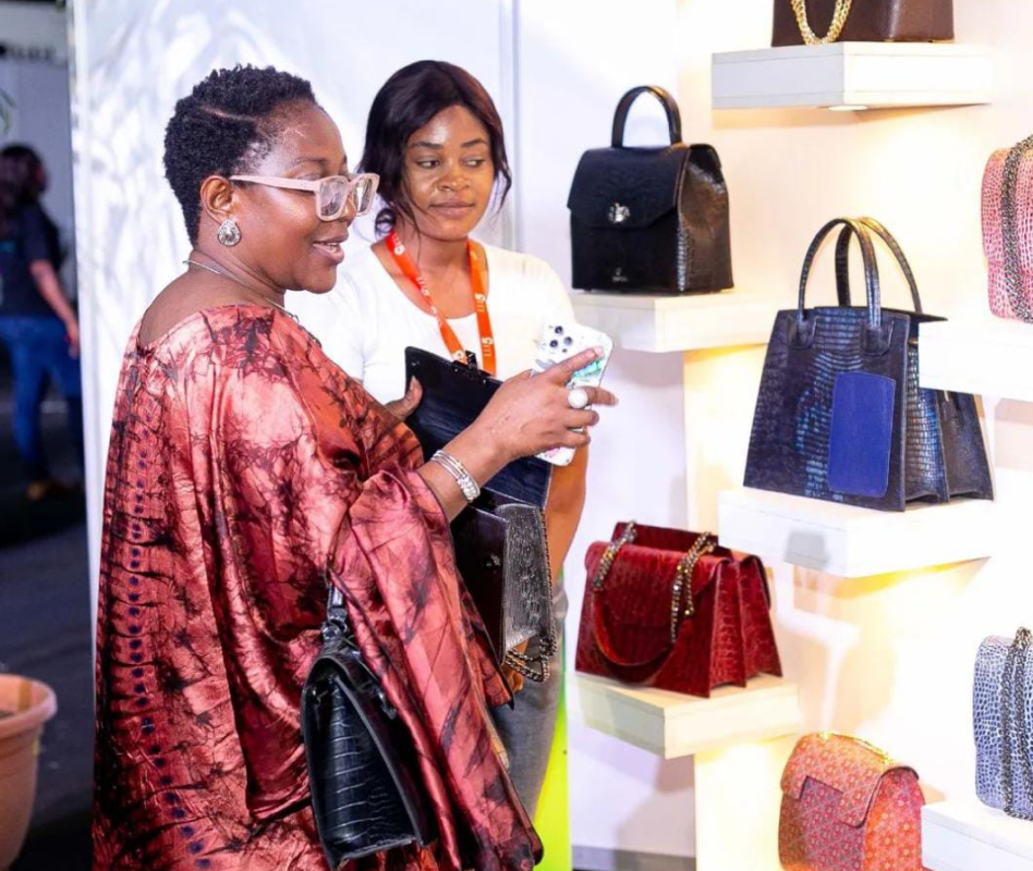 Ethnocentrique Market 3